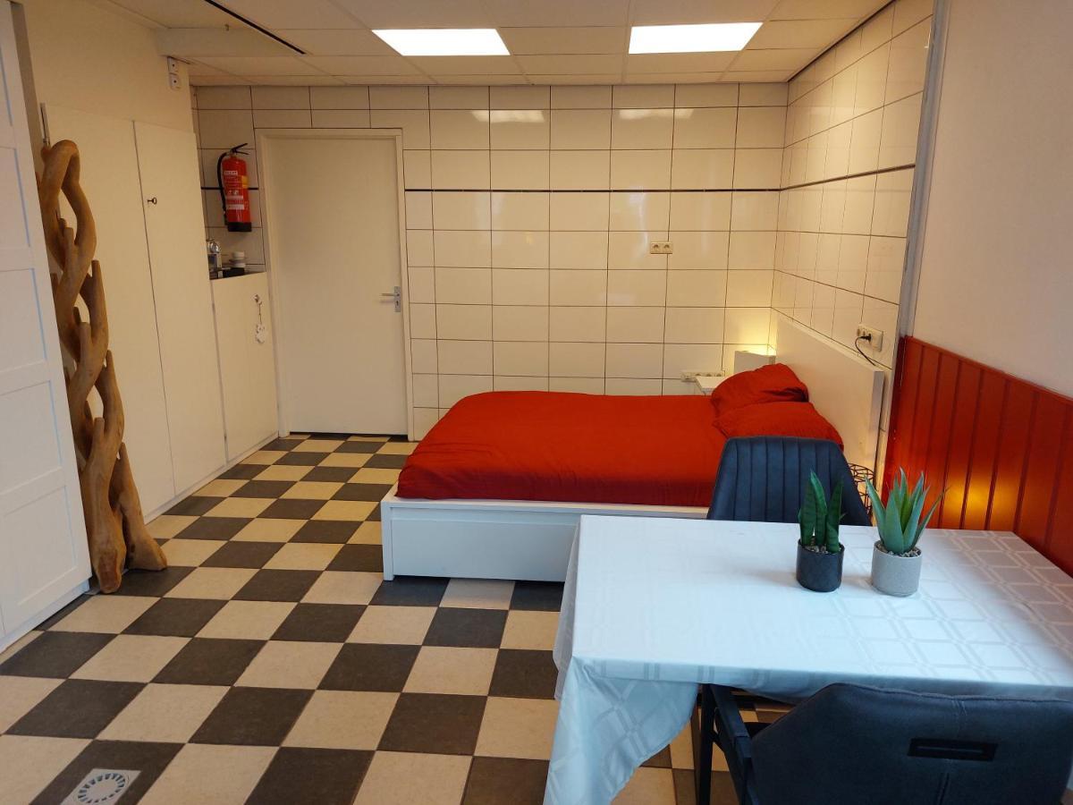 Bed and Breakfast Gasthuys De Peel Ospel Zewnętrze zdjęcie